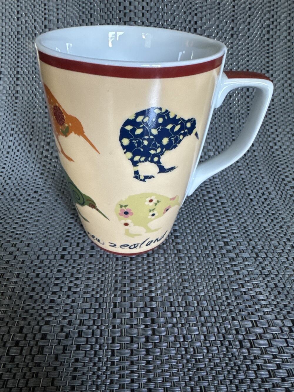 NEW ZEALAND DEREK KIWI SILHOUETTE 12oz PORCELAIN COFFEE MUG TEA CUP KIWIANA